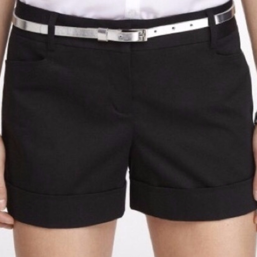 NEW Women's Express Black Editor Cuffed Shorts Sz 12 NWT